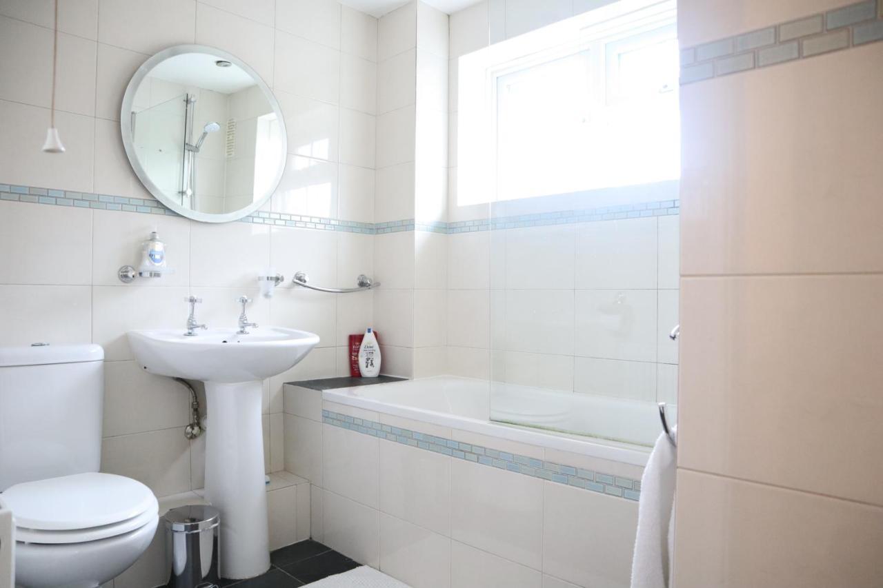 Twelve Thirty Serviced Apartments - Balham ロンドン エクステリア 写真